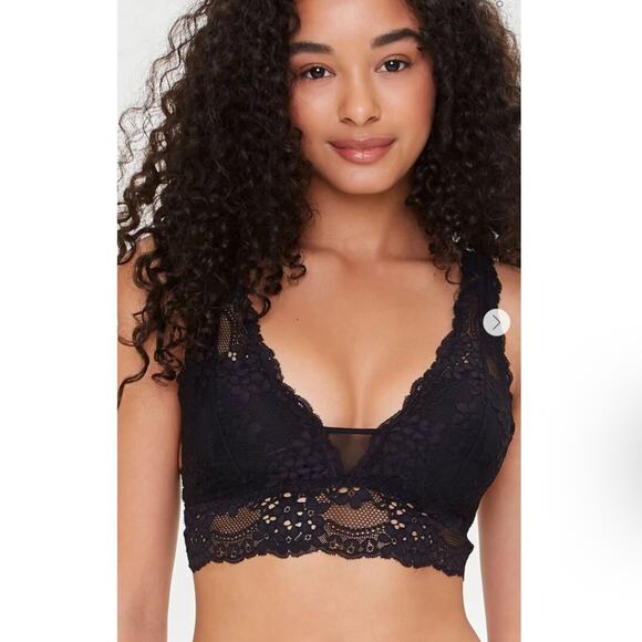 NEW Forever 21 Lace Lingerie Racerback Bralette in Black - Picture 1 of 9